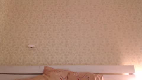 Mila online show from 22, 1, 2025