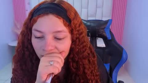 Snapshot of shalon_diaz_sub chatting on 25, 5, 2026 Shalon online show from 25, 5, 2026