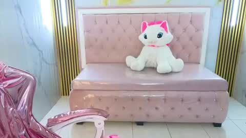 Snapshot of shalon_diaz_sub chatting on 25, 7, 2026 Shalon online show from 25, 7, 2026