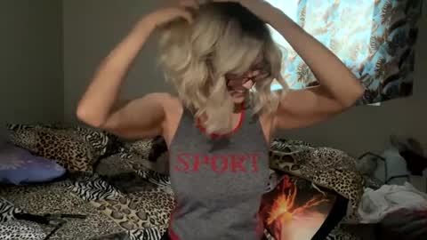 Shaman Woman online show from 10, 12, 2024