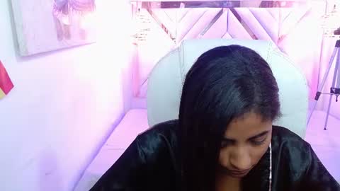 Snapshot of shaneelle chatting on 16, 7, 2026 shanelle online show from 16, 7, 2026