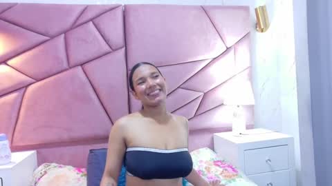 Shanel  online show from 15, 3, 2026