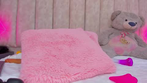 Shanel online show from 1, 12, 2024