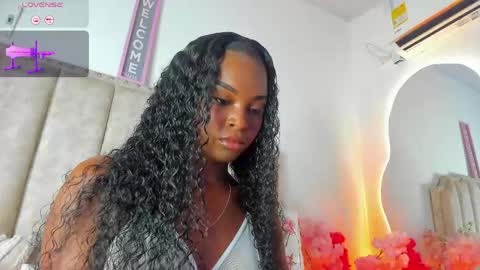 Shanel online show from 29, 4, 2026