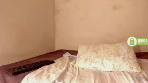 Snapshot of shaniblack chatting on 28, 4, 2026 Danna online show from 28, 4, 2026