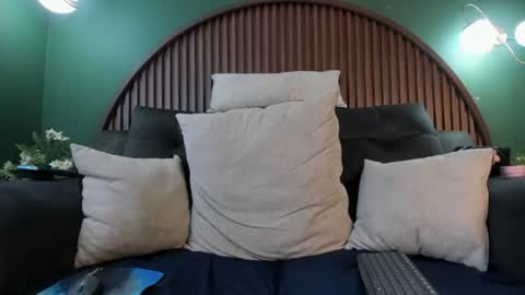 shannel__queen online show from 17, 6, 2026