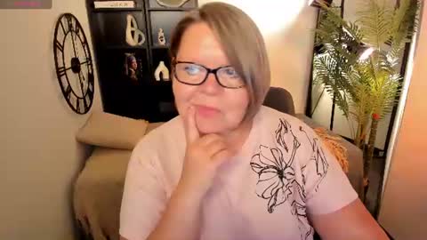 Shannon online show from 22, 7, 2026