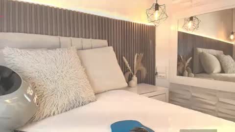 SHANON online show from 20, 12, 2025