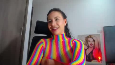 Shantal  online show from 5, 2, 2025