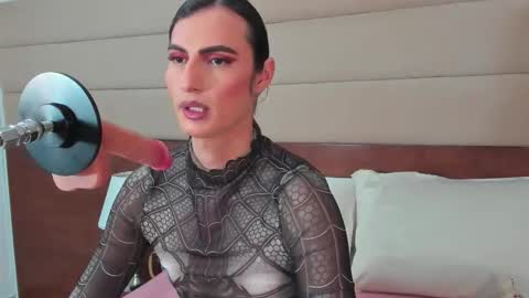  Shantall  online show from 20, 10, 2025