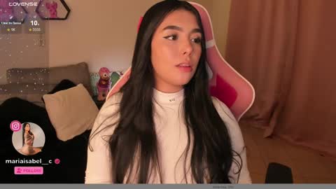 Snapshot of shantall_vidales chatting on 7, 1, 2025   online show from 7, 1, 2025