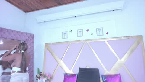 shantallfoxxie online show from 21, 12, 2025