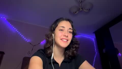 Snapshot of shantellemagnotta chatting on 29, 10, 2025 Shantel online show from 29, 10, 2025