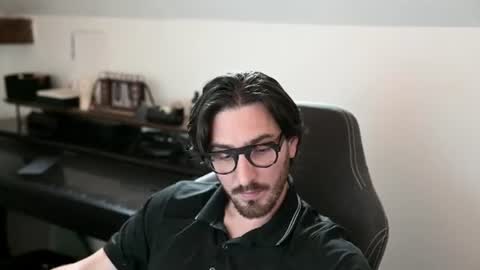 frenchy boy online show from 12, 6, 2026