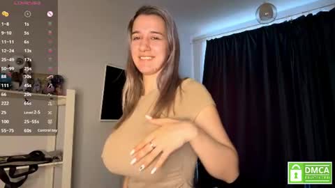 Snapshot of sharitaklemme chatting on 14, 7, 2026 Coraline online show from 14, 7, 2026