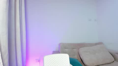 Hi fiends ---- I usually start online from Monday to Friday from 1000 am Saturdays and Sundays at 600 am Colombia time online show from 21, 2, 2025