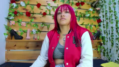 Snapshot of sharol_heart_ chatting on 5, 10, 2025 Sharol online show from 5, 10, 2025