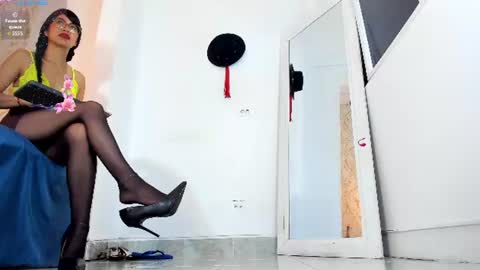 Snapshot of sharon_leather chatting on 13, 6, 2026 sharon_leather online show from 13, 6, 2026