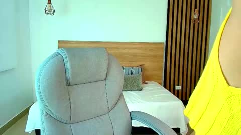 sharon_rosse__ online show from 17, 3, 2026