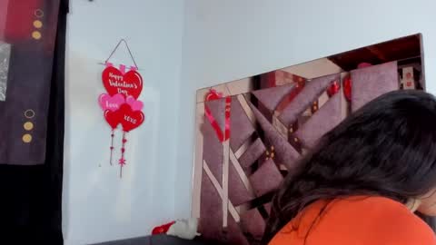 SHARONDELUXE online show from 9, 3, 2025