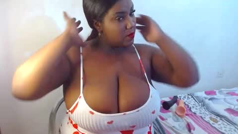 Snapshot of sharonevans1 chatting on 19, 1, 2025 sharonevans1 online show from 19, 1, 2025