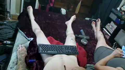 ShawnandJenn online show from 4, 8, 2026