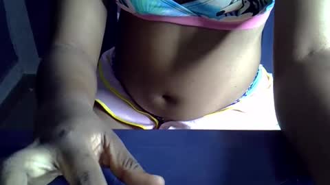 Snapshot of shawnie_baby chatting on 20, 9, 2025 shawnie_baby online show from 20, 9, 2025