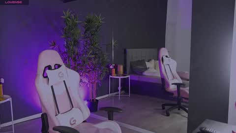 Snapshot of shayblonde chatting on 26, 12, 2024 shayblonde online show from 26, 12, 2024