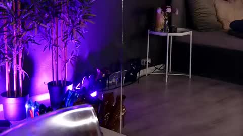 Snapshot of shayblonde chatting on 6, 3, 2025 shayblonde online show from 6, 3, 2025