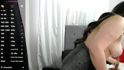 Snapshot of shayla_10 chatting on 6, 10, 2025 shayla_10 online show from 6, 10, 2025