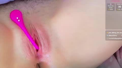 Snapshot of shaylavee chatting on 12, 3, 2025 Shayla Vee online show from 12, 3, 2025