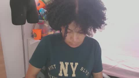 Snapshot of shayna_cute chatting on 18, 10, 2025 Shayna online show from 18, 10, 2025