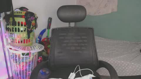 Shayna online show from 3, 7, 2026