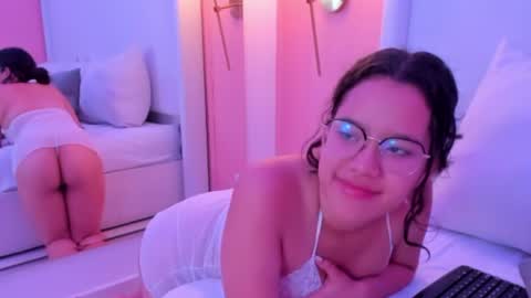 shayra_alina online show from 12, 7, 2026