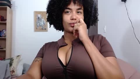 Snapshot of sheilamakano70 chatting on 19, 2, 2025 Sheila Makano online show from 19, 2, 2025