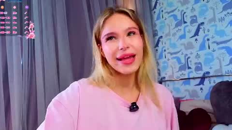 Snapshot of sheliamuyres chatting on 23, 7, 2026 Lina online show from 23, 7, 2026