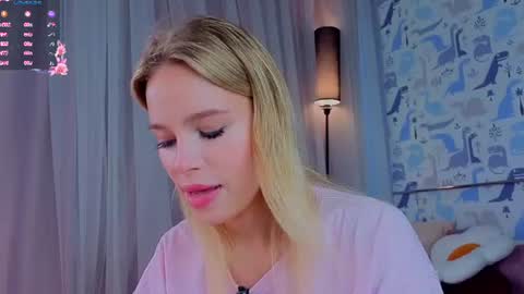 Snapshot of sheliamuyres chatting on 29, 7, 2026 Lina online show from 29, 7, 2026