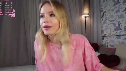 Snapshot of sheliamuyres chatting on 30, 7, 2026 Lina online show from 30, 7, 2026