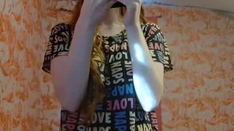 Erika online show from 6, 11, 2025