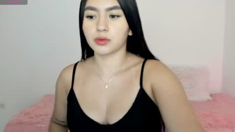 Snapshot of shelly_rohades chatting on 2, 7, 2026 online show from 2, 7, 2026