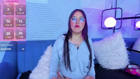 mia online show from 30, 1, 2025