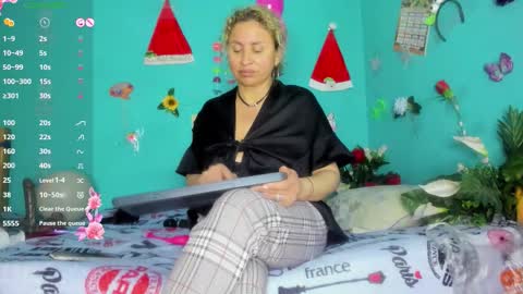 Snapshot of sherylov chatting on 12, 1, 2026 Shera Hade online show from 12, 1, 2026