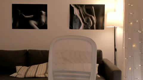 Snapshot of shesleepsnaked chatting on 16, 7, 2026 shesleepsnaked online show from 16, 7, 2026