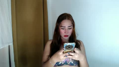 Snapshot of shiningkimmyrotme chatting on 16, 2, 2026 Hot Jessie online show from 16, 2, 2026