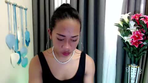 shira_cutttiebigcock online show from 8, 4, 2026