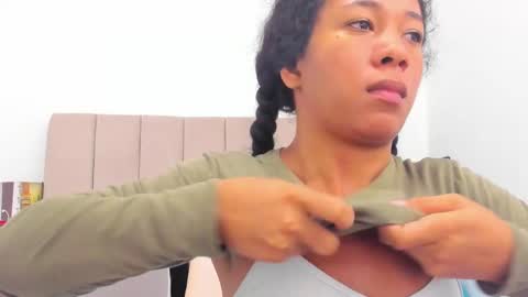 shira_sexylove online show from 30, 12, 2024