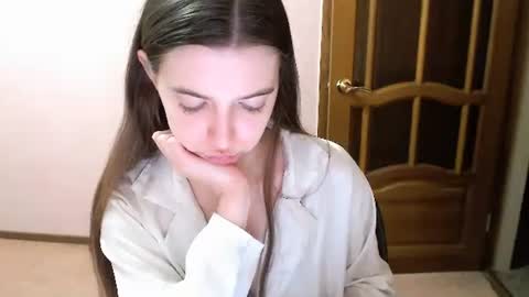 shiraha___rafieru online show from 4, 2, 2026