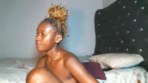 Snapshot of shiro254 chatting on 15, 12, 2025 Shi-ro online show from 15, 12, 2025