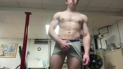 shirtlesshunk15 online show from 28, 4, 2026