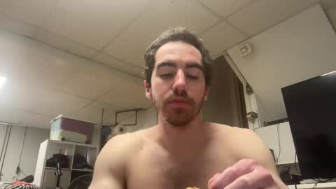 shirtlesshunk15 online show from 12, 5, 2026